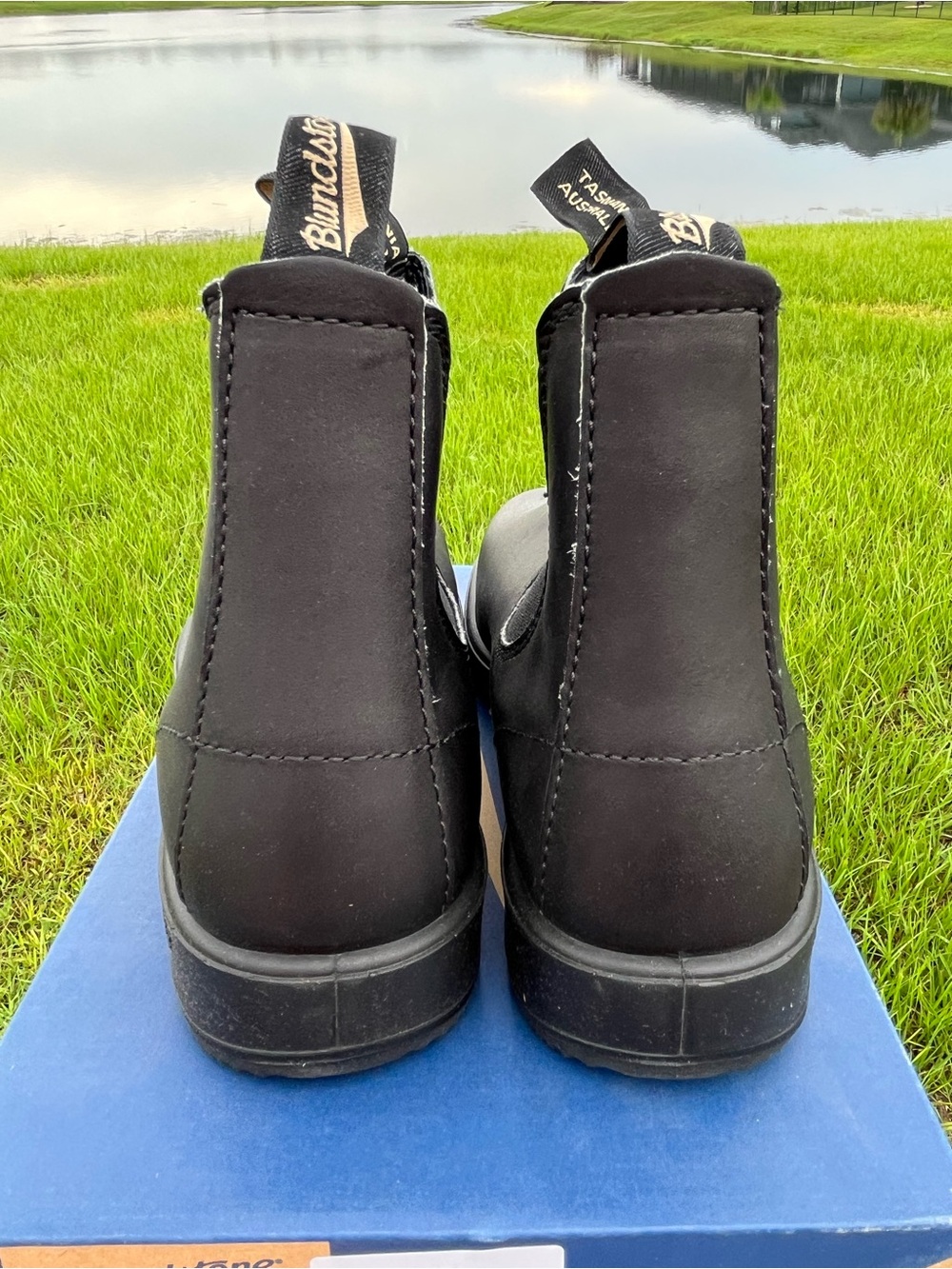 NWT Blundstone Black Chelsea Original 510 Slip-On Work Boots Size 8.5 - Picture 9 of 13